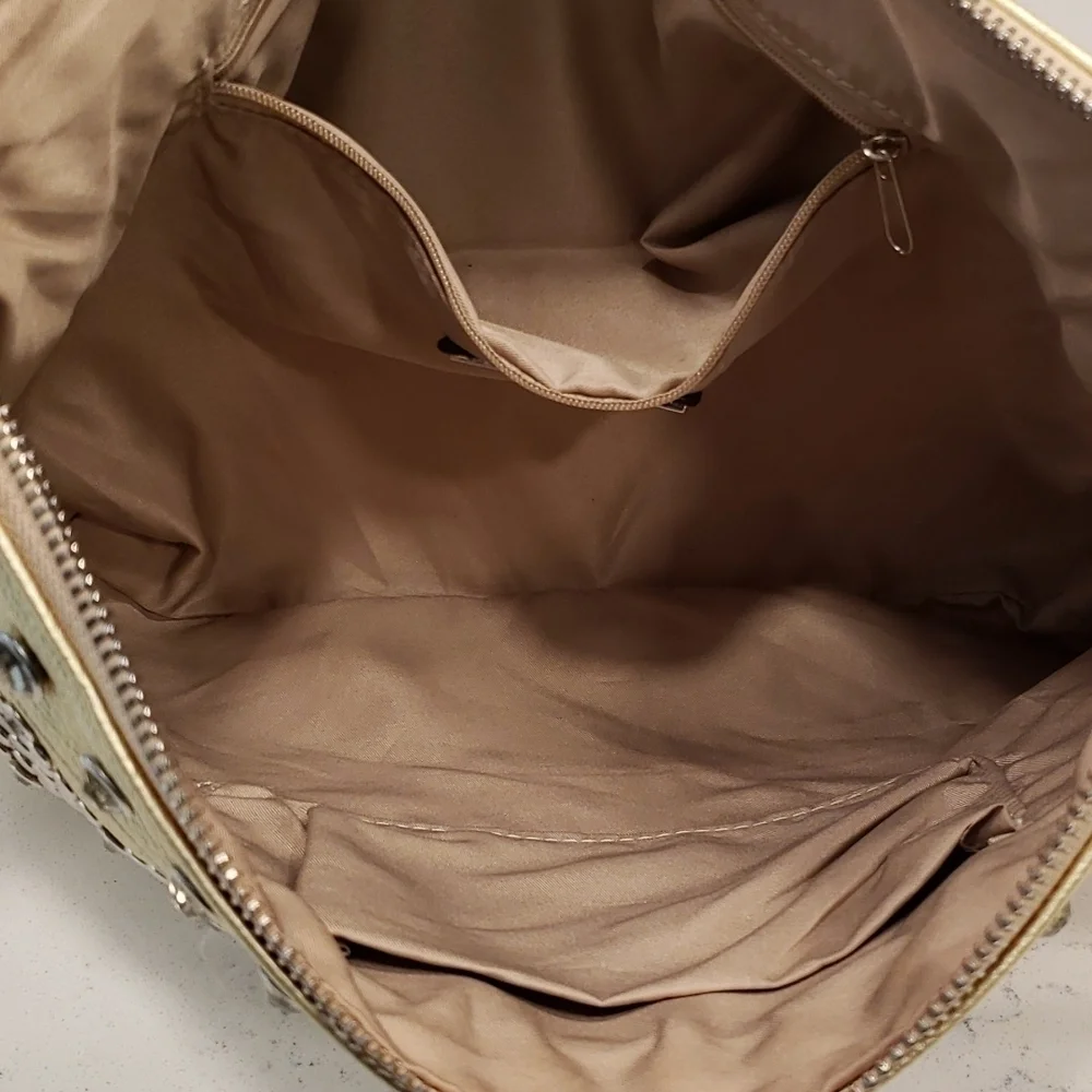 𝅺mms Gold Clutch Shoulder Bag - Picture 6 of 8